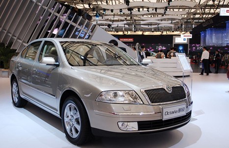 从三款主流高端家轿